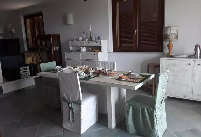 Villa Robinia B&b Guest House