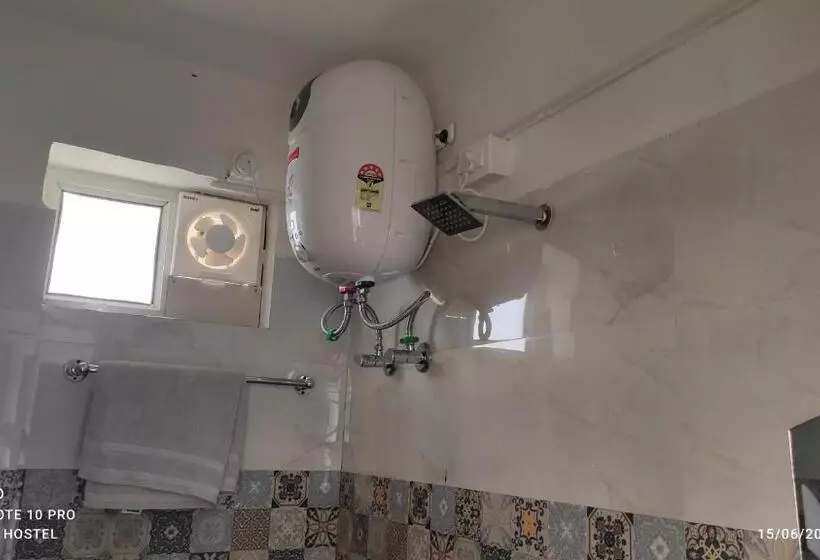 Retkeilymaja Hill Veu Home Bir Billing