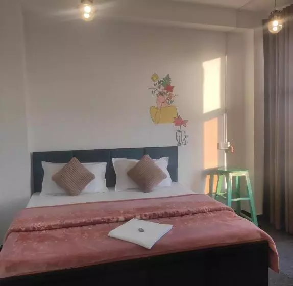 Retkeilymaja Hill Veu Home Bir Billing