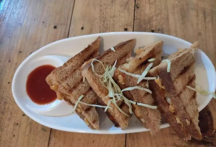 Retkeilymaja Hill Veu Home Bir Billing