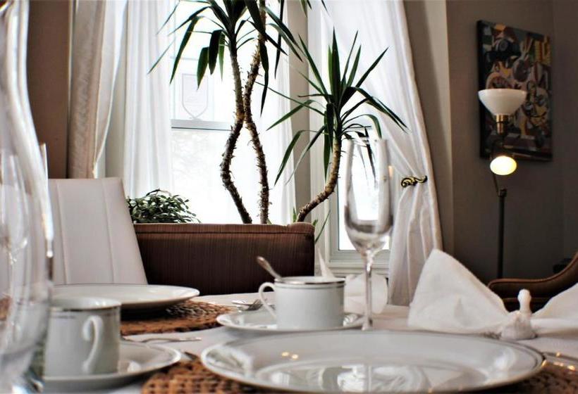 مبيت وإفطار Couette & Café Pont Rouge Estrie