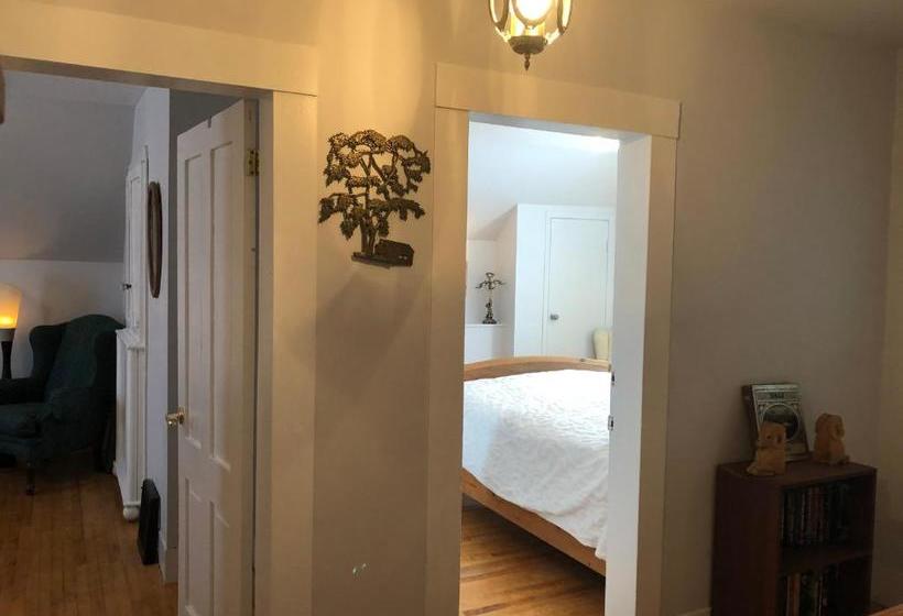 مبيت وإفطار Couette & Café Pont Rouge Estrie