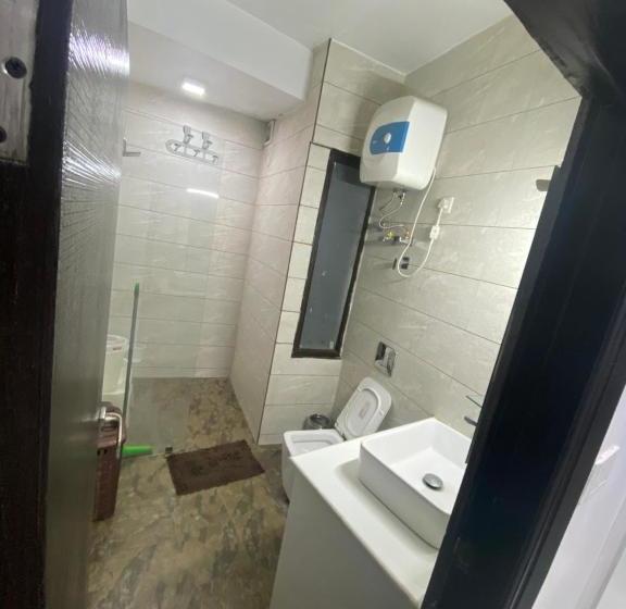 ベッドアンドブレックファースト Parimahal Homestay