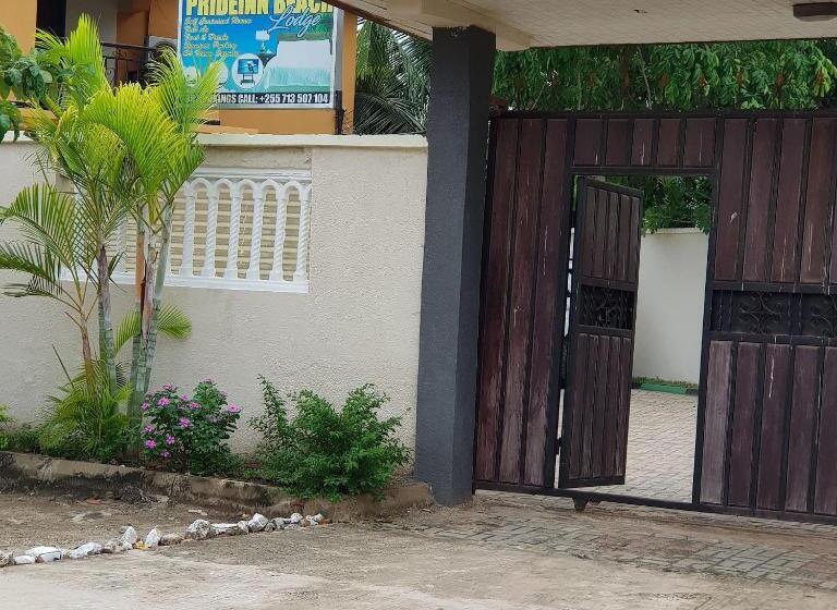 تختخواب و صبحانه Prideinn Lodge Kigamboni