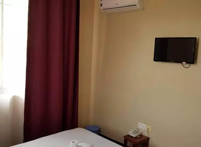 تختخواب و صبحانه Prideinn Lodge Kigamboni