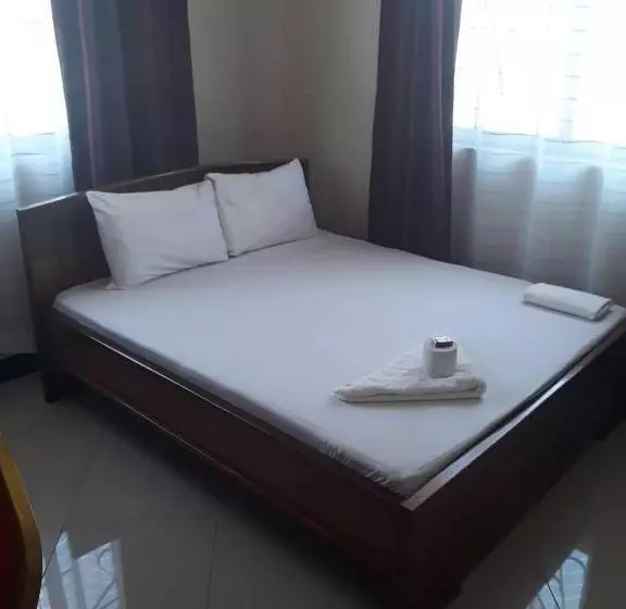 تختخواب و صبحانه Prideinn Lodge Kigamboni