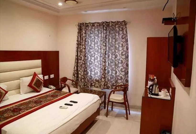 هتل Krone Plaza Delhi Airport