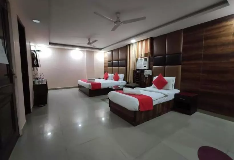 هتل Krone Plaza Delhi Airport