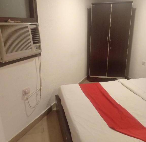 호텔 Krone Plaza Delhi Airport