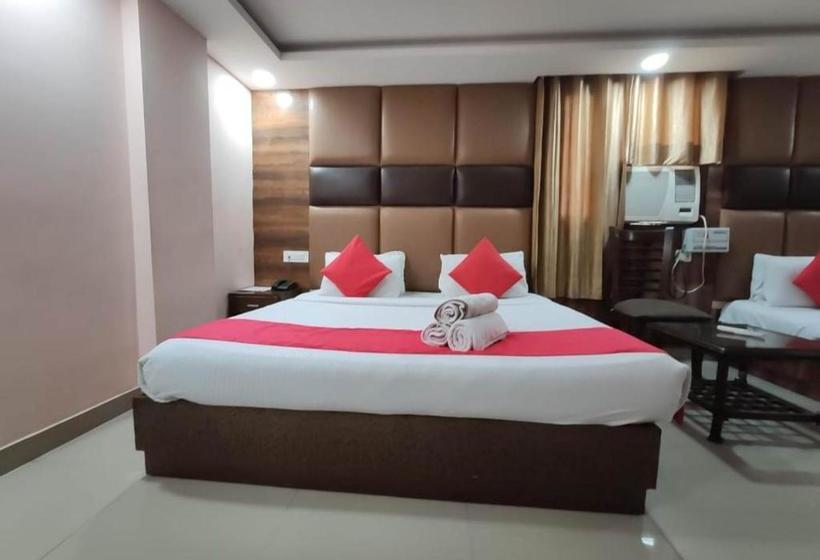 호텔 Krone Plaza Delhi Airport