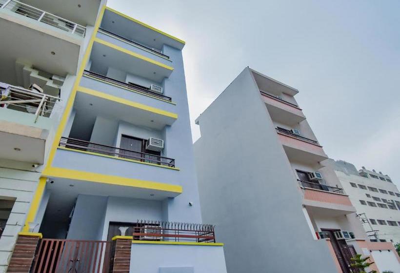 호텔 Oyo 77497 White House