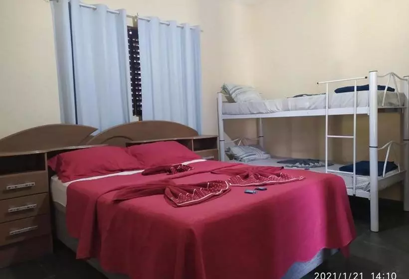 Hotelli Pousada Camisa 10