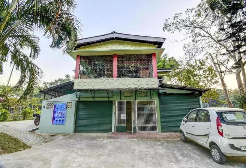 ホテル Spot On 76965 Ashrayaa Prakreeti