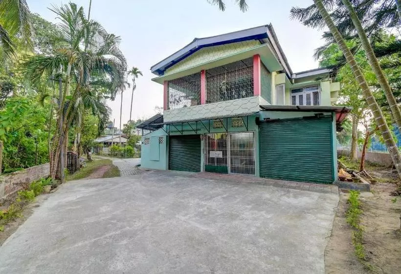 ホテル Spot On 76965 Ashrayaa Prakreeti