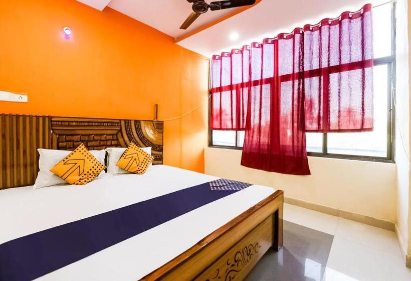 Hotel Spot On 77823  Daksh