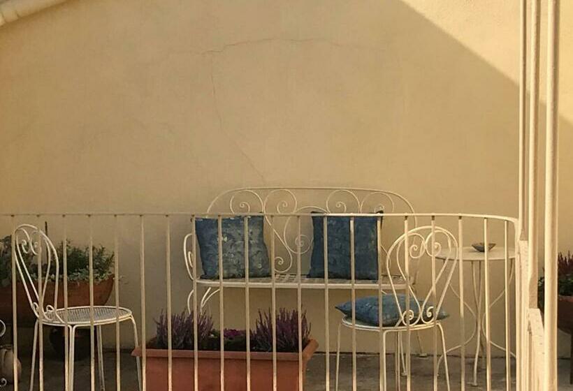 پانسیون A Due Passi Dal Duomo 2