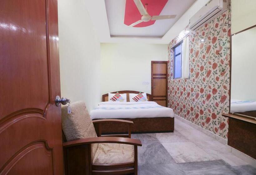 פנסיון Oyo Home 78050 Cozy Studio College Square