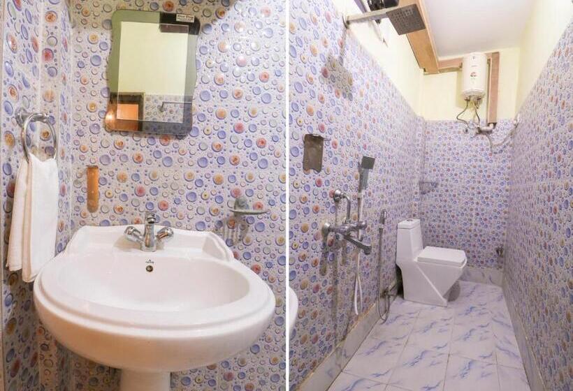 פנסיון Oyo Home 78050 Cozy Studio College Square