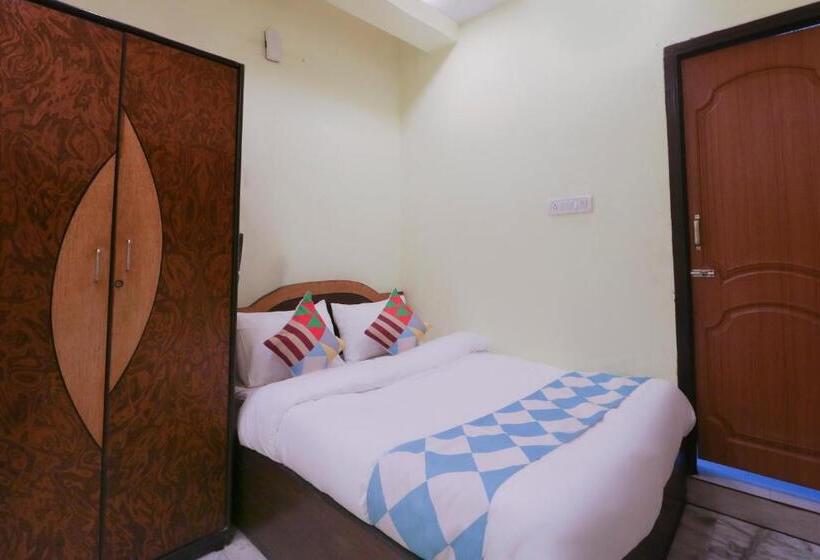 פנסיון Oyo Home 78050 Cozy Studio College Square