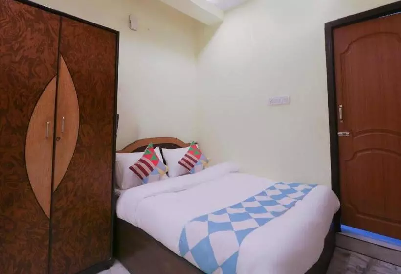 ペンション Oyo Home 78050 Cozy Studio College Square