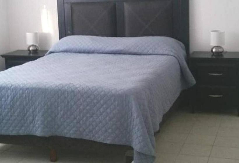 פנסיון Room In Apartment - 16 Studio In Torreon Jardin