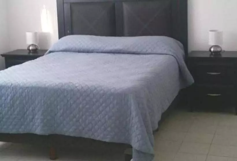 ペンション Room In Apartment - 16 Studio In Torreon Jardin