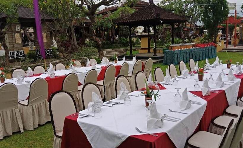 Bali Taman Lovina Resort & Spa Suites