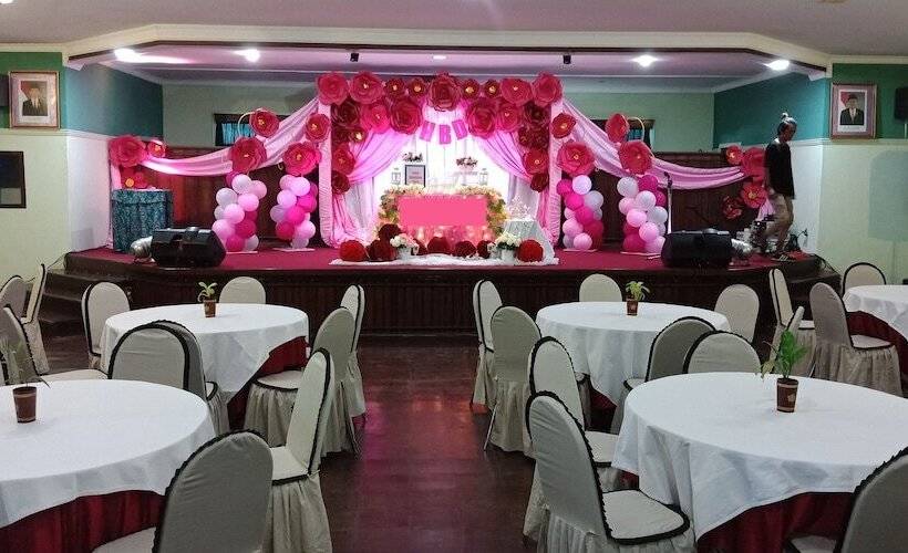 Bali Taman Lovina Resort & Spa Suites