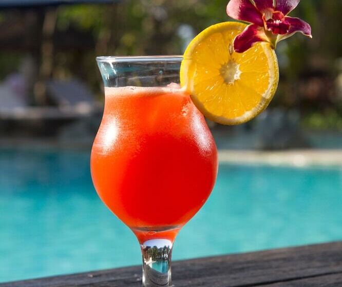 Bali Taman Lovina Resort & Spa Suites