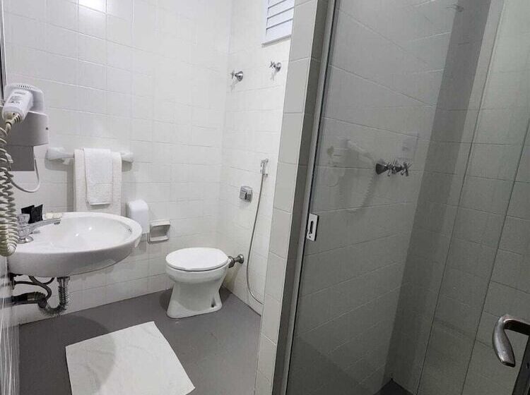 בית מלון כפרי Europa