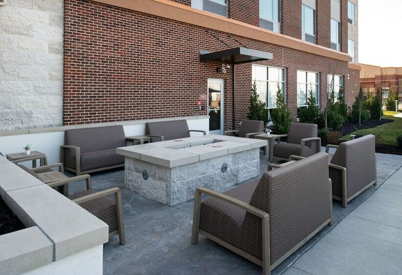 Отель Four Points By Sheraton Kansas City Olathe