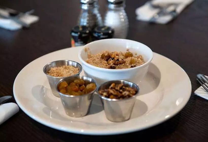 ホテル Four Points By Sheraton Kansas City Olathe