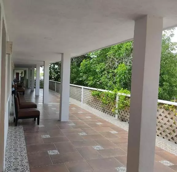 Hotel Puerta Chichen