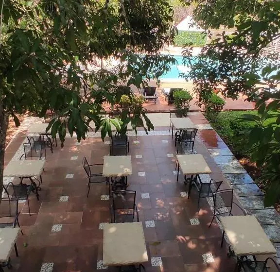 Hotel Puerta Chichen