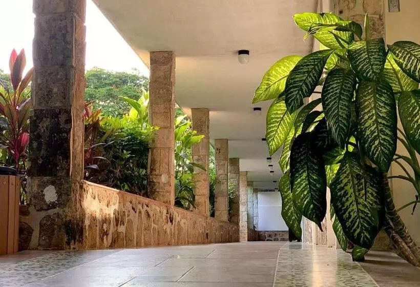 Hotel Puerta Chichen