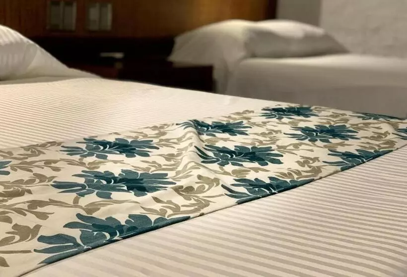 Hotel Puerta Chichen