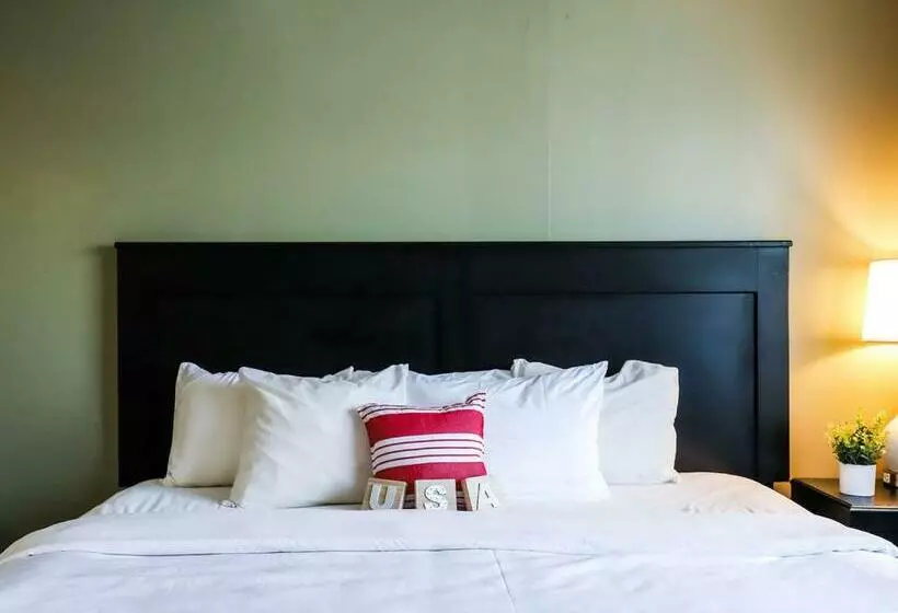 Hotelli Quality Inn & Suites