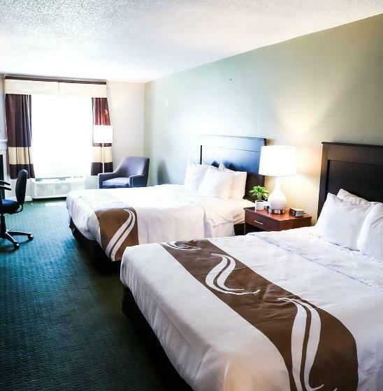 Отель Quality Inn & Suites