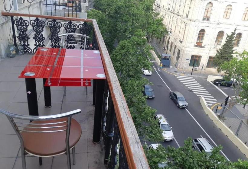 Nizami View Hostel &