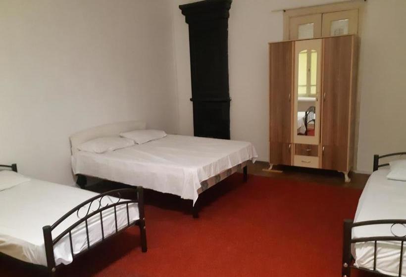 Nizami View Hostel &