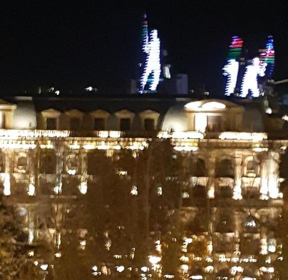 Nizami View Hostel &