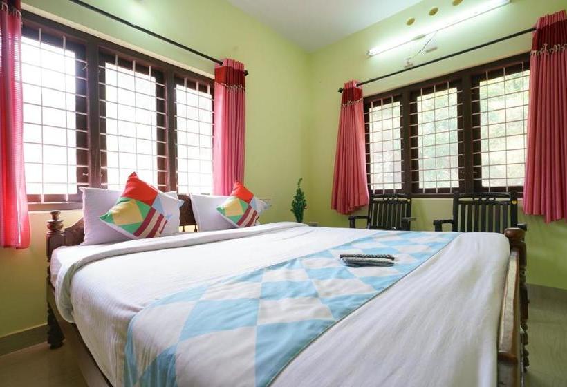 ペンション Oyo 77651 Munnar Falcuns