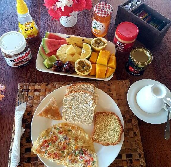 민박 Mimi Na Wewe Villa