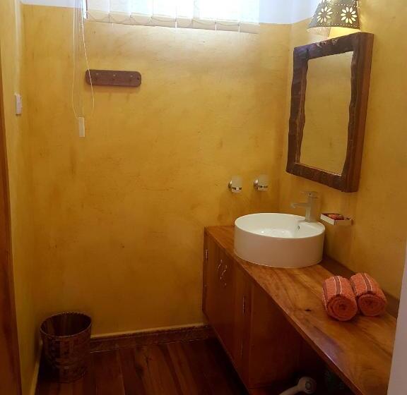 민박 Mimi Na Wewe Villa