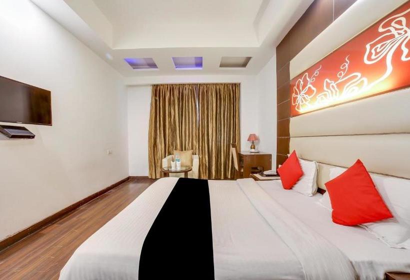 בית מלון כפרי Capital O 77658  Golden Way