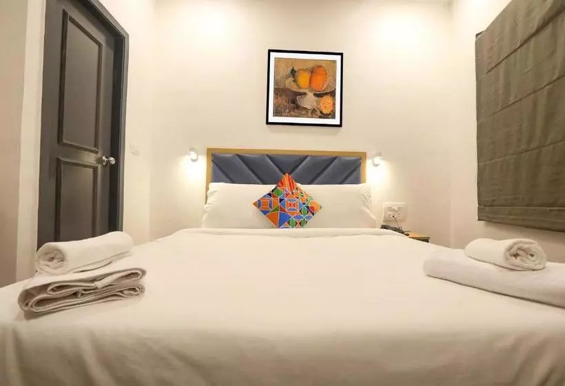 هتل Fab Royal Inn
