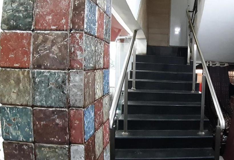 בית מלון כפרי Hiland In