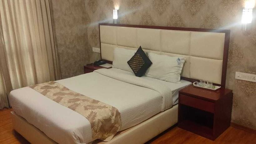 ホテル Hillcrest Metro