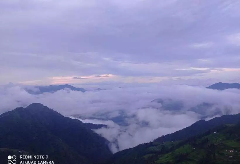 هتل Himalaya View