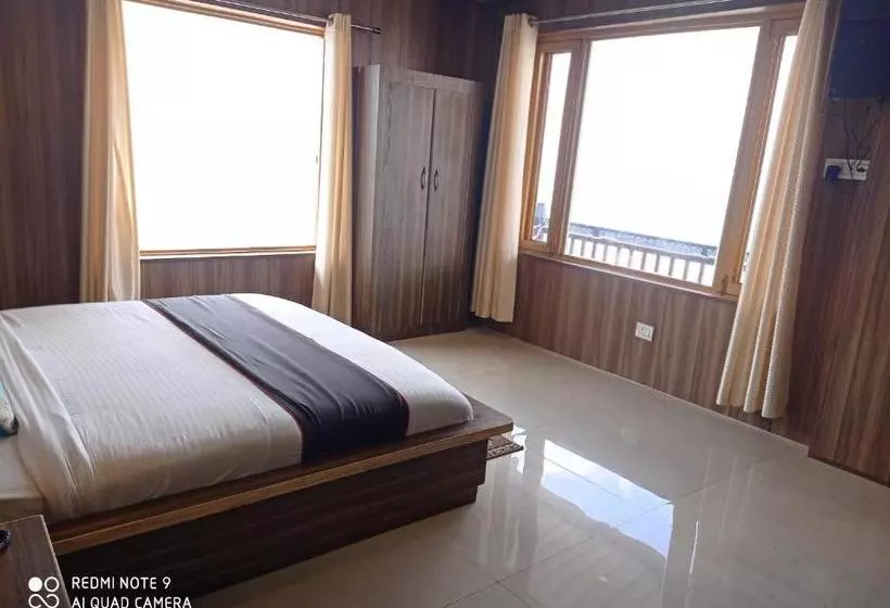 هتل Himalaya View